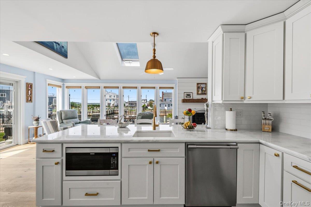 31 Shore Drive Property Photo 10