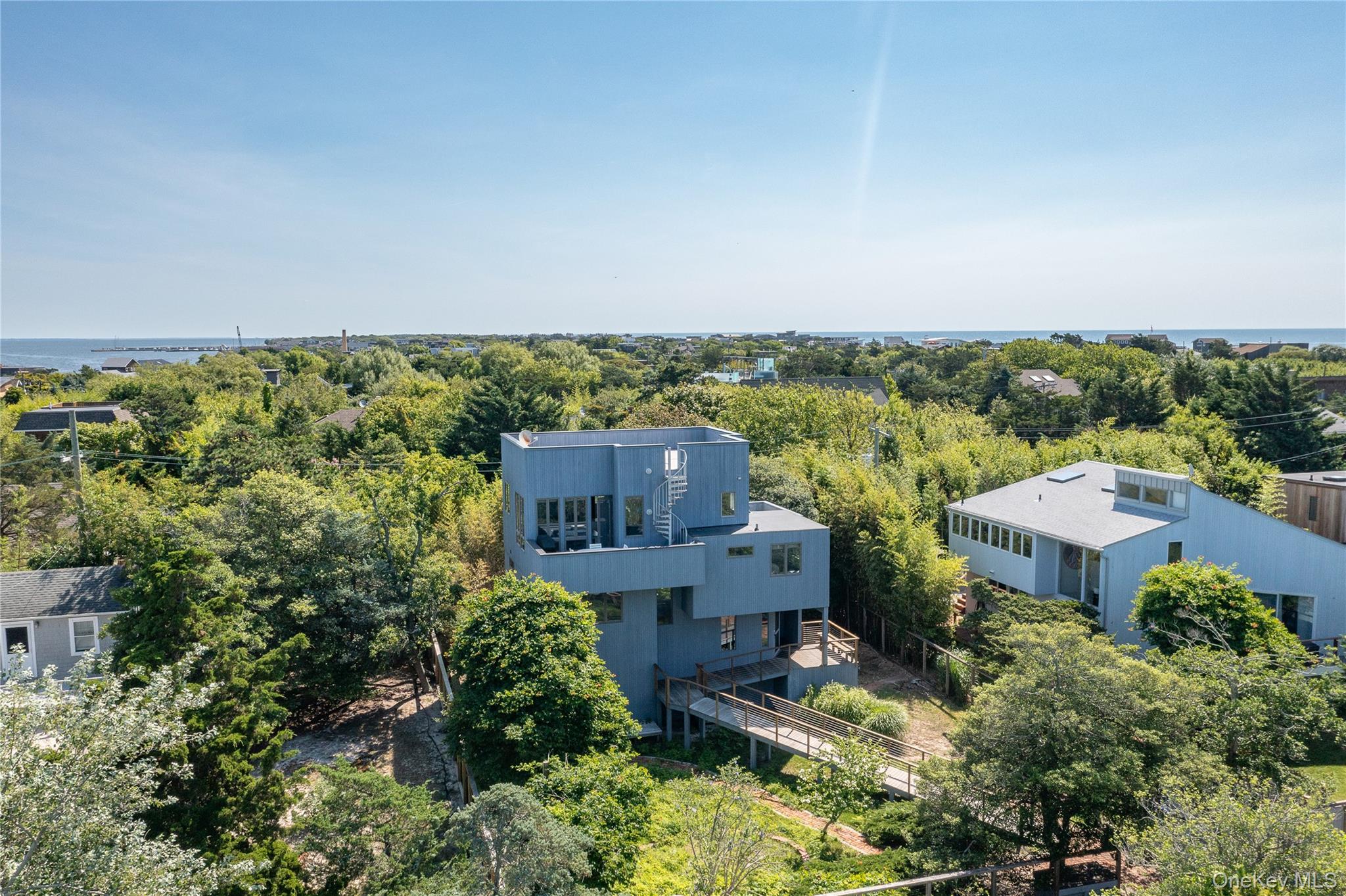36 Dune Way Property Photo 1