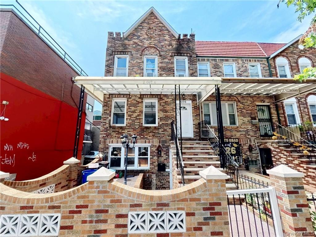 2076 Coyle Street Property Photo 1