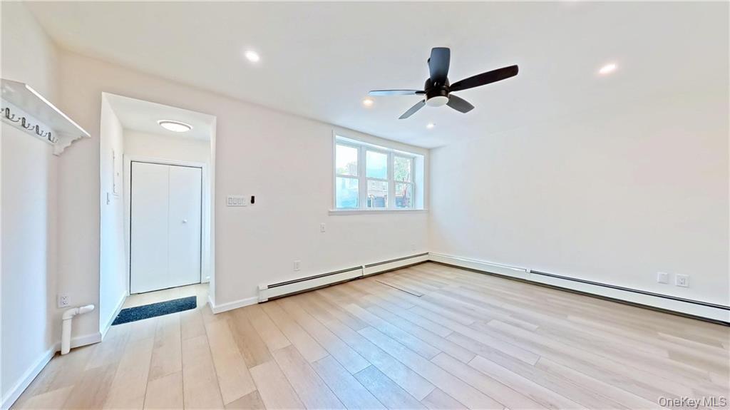 2076 Coyle Street Property Photo 7