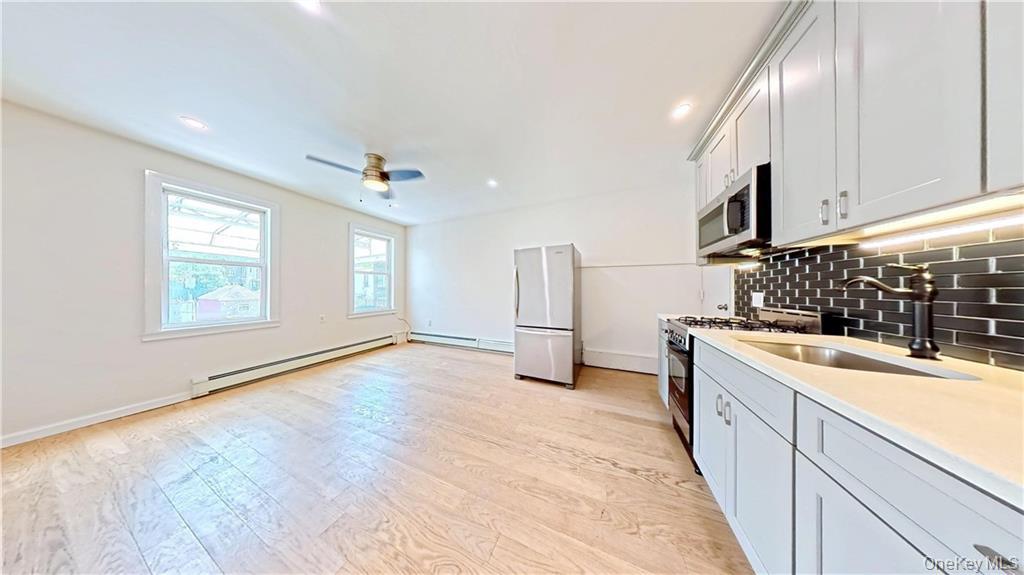 2076 Coyle Street Property Photo 13