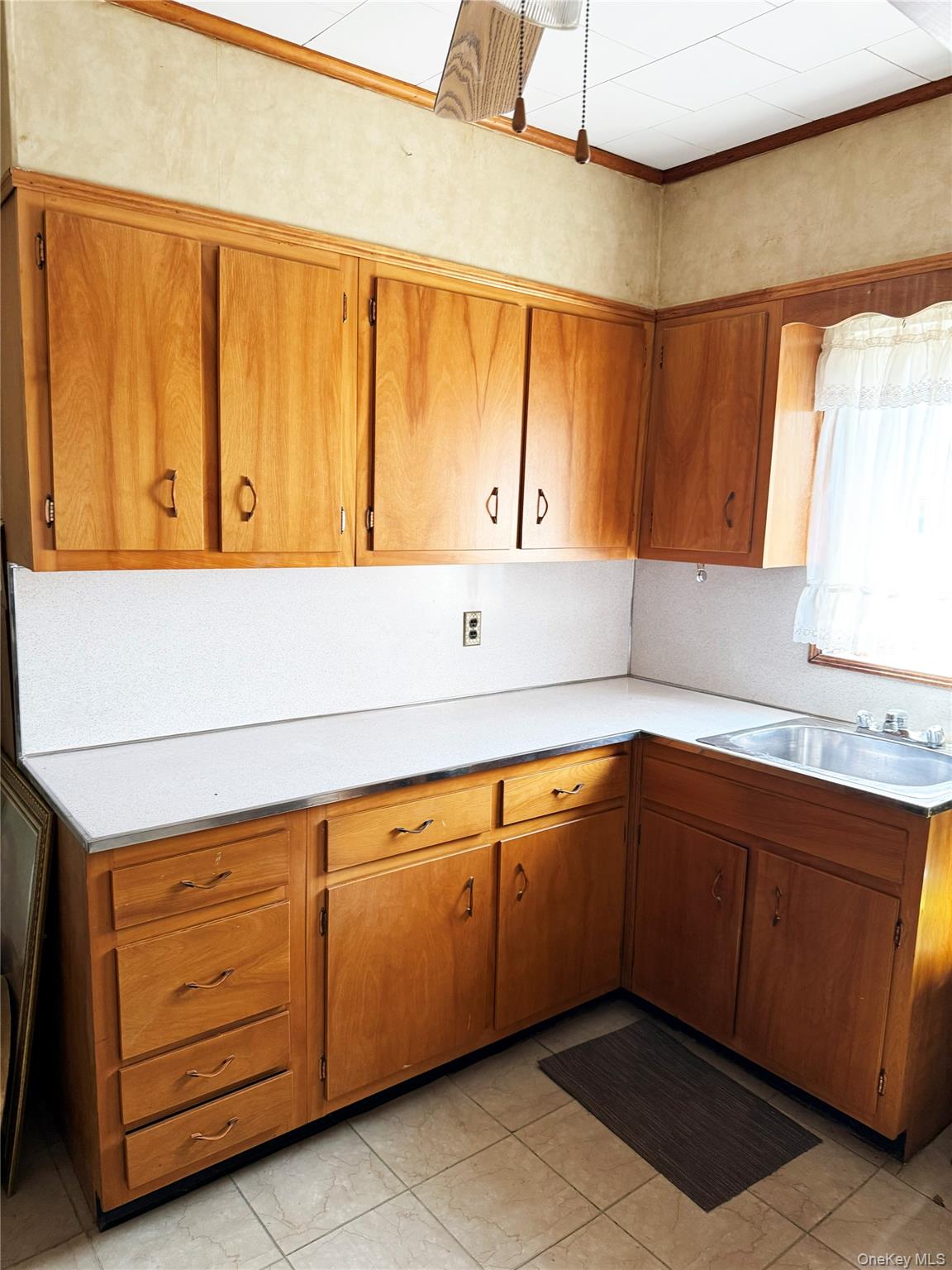 67-27 52nd Avenue Property Photo 10