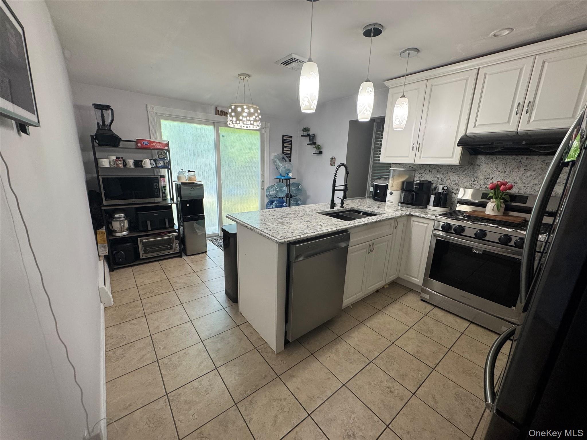 6 Raphael Street Property Photo 12