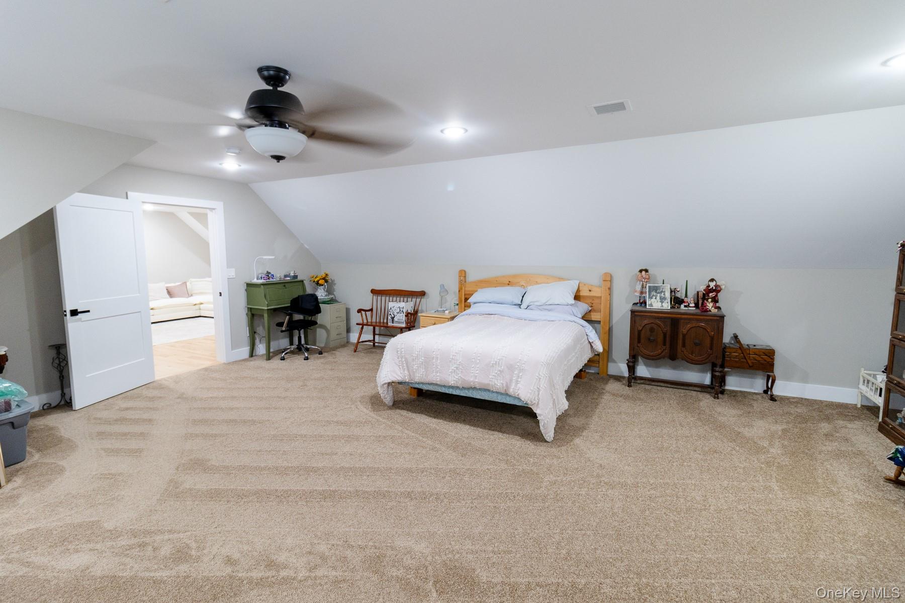 843 S Plank Road Property Photo 32