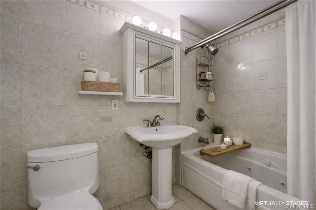 339 Avenue P 2b Property Photo 6