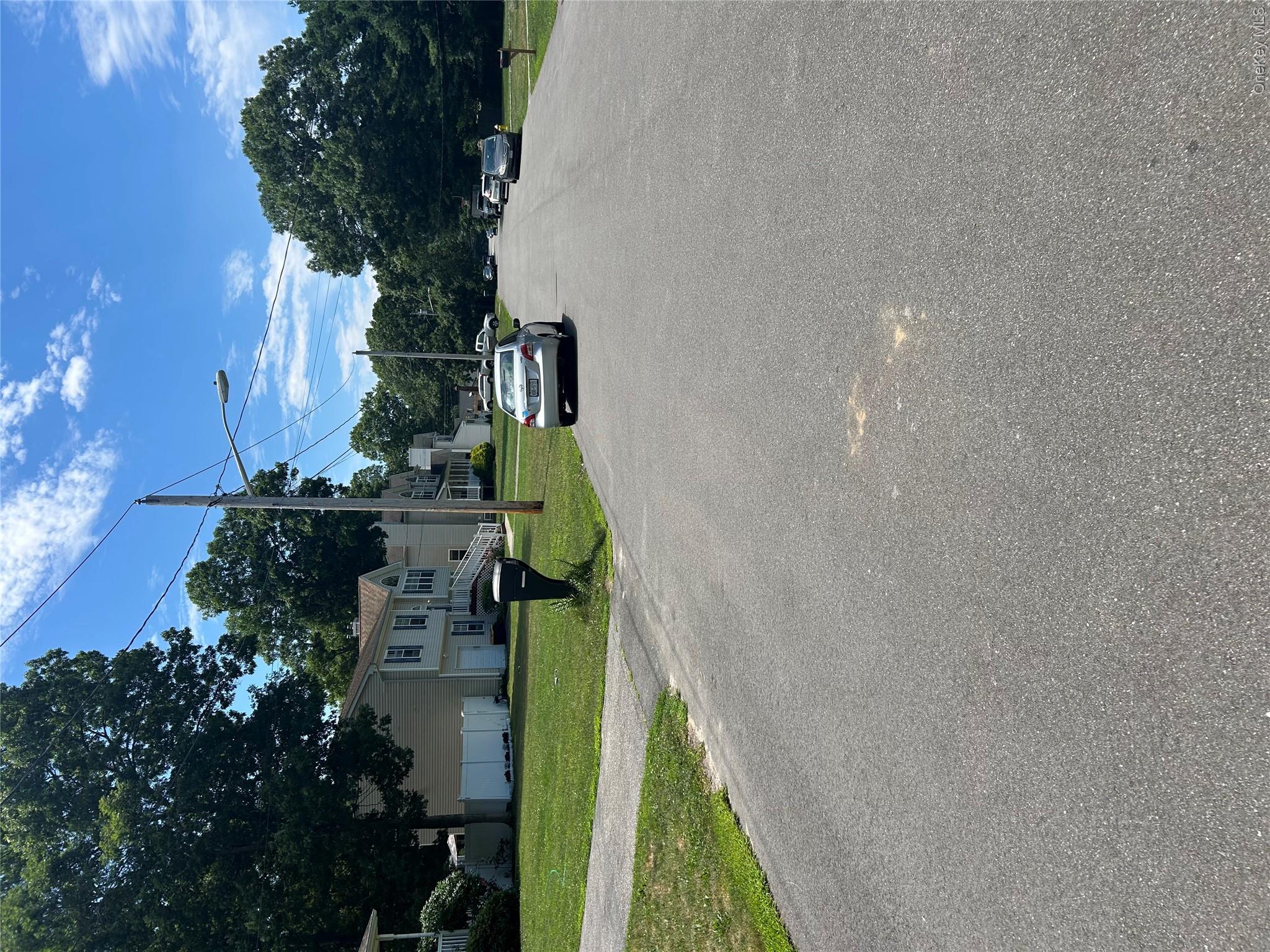 V/l Main Avenue Property Photo 4
