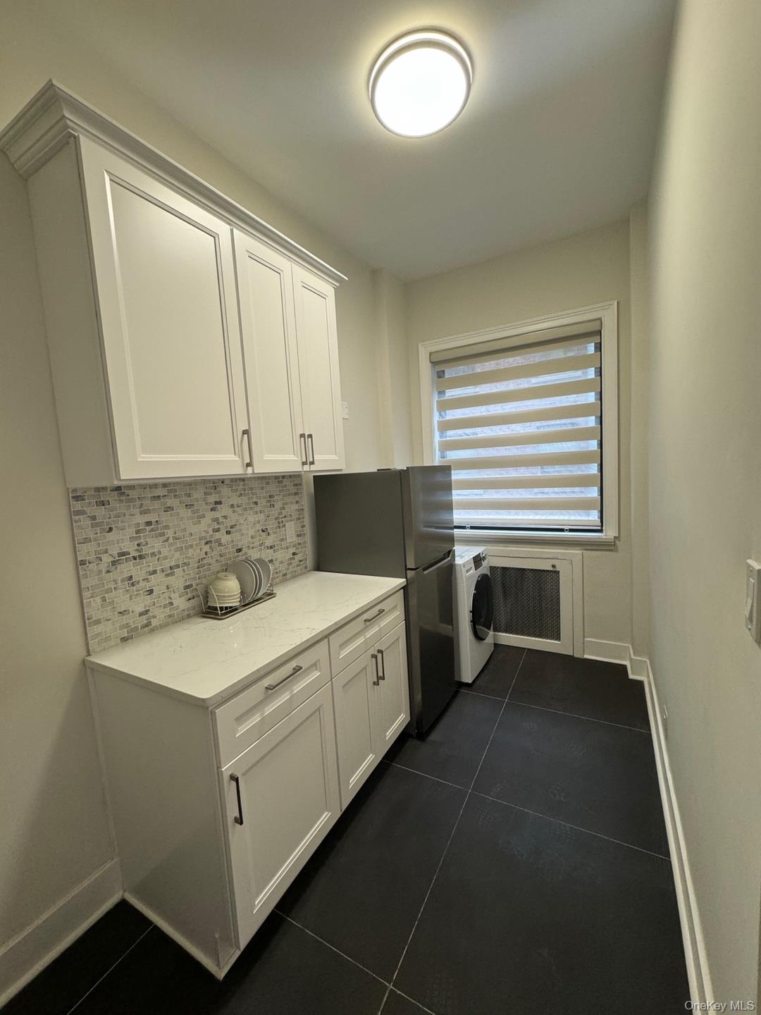 43 W 54th Street Property Photo 8