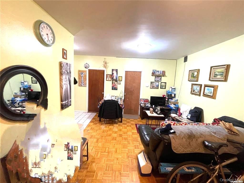 9926 41st Avenue Property Photo 6