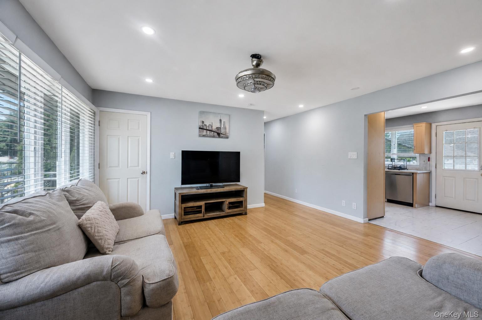 165 Wilfred Boulevard Property Photo 3