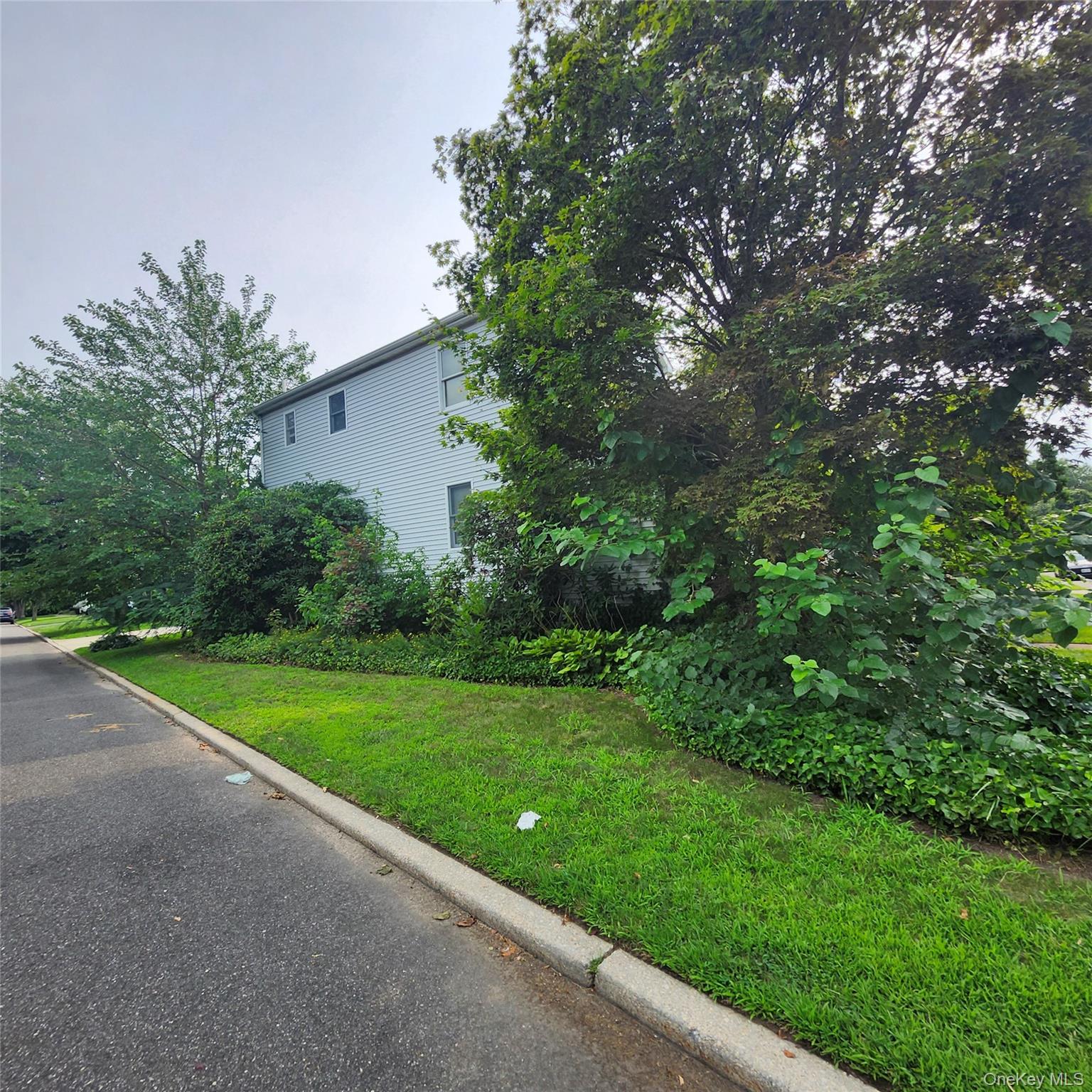 34 Parkside Drive Property Photo 2