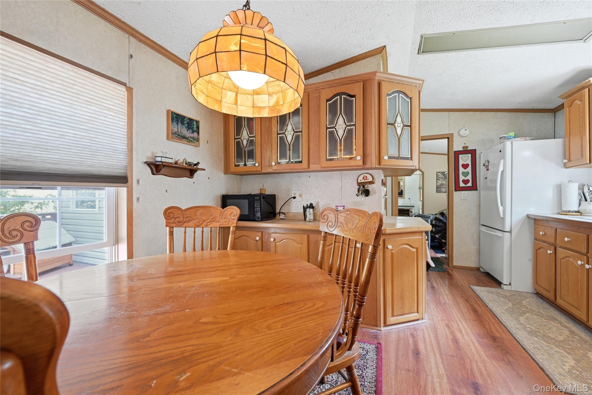 658-a11 Sound Avenue Property Photo 9
