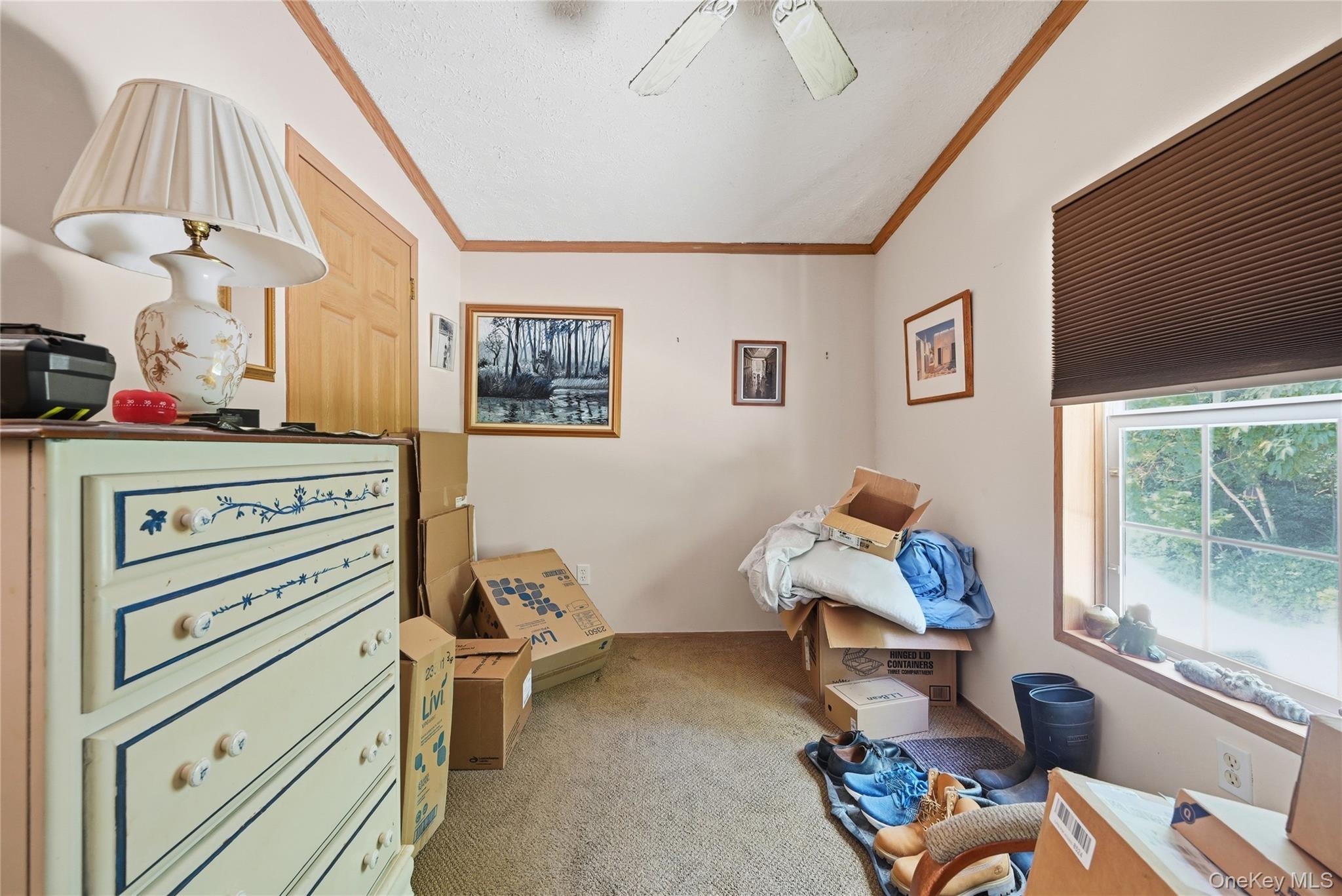 658-a11 Sound Avenue Property Photo 15