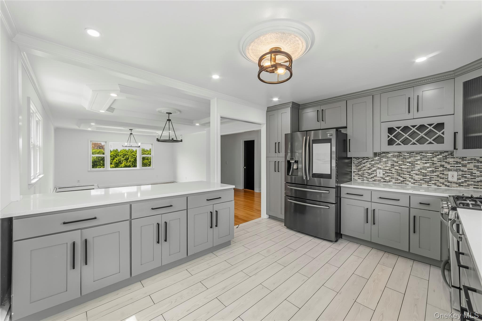 21 Bryn Mawr Place Property Photo 6