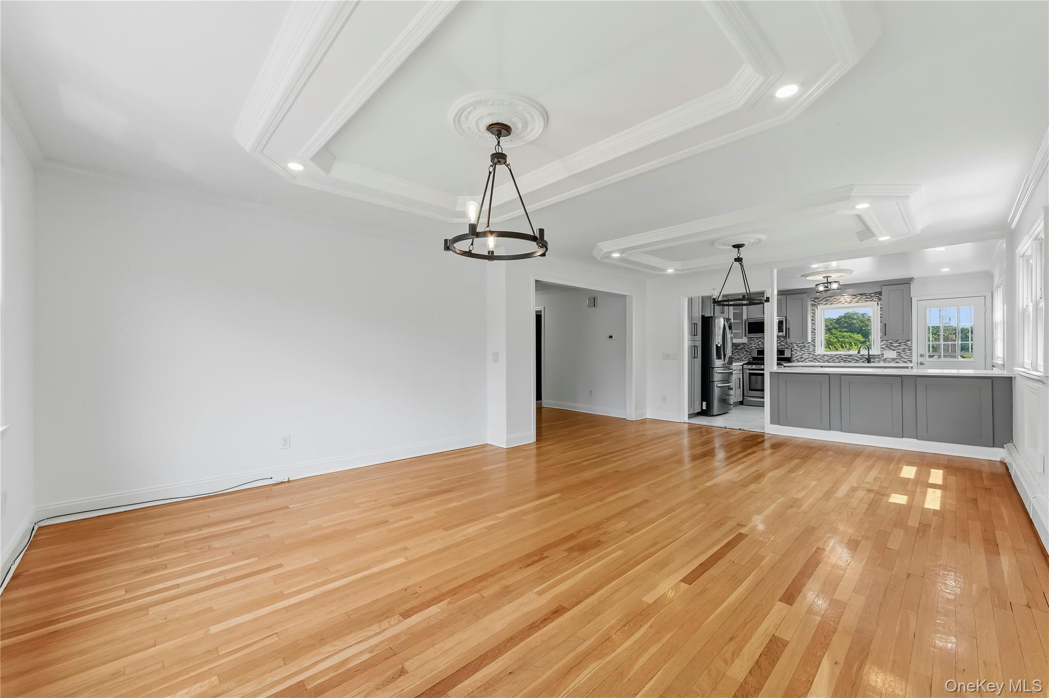 21 Bryn Mawr Place Property Photo 10
