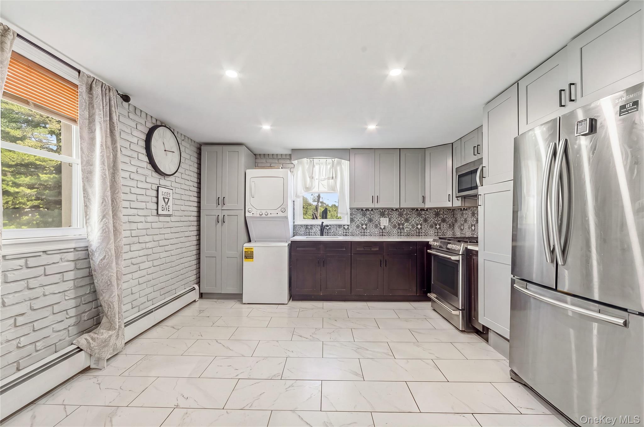 21 Bryn Mawr Place Property Photo 28