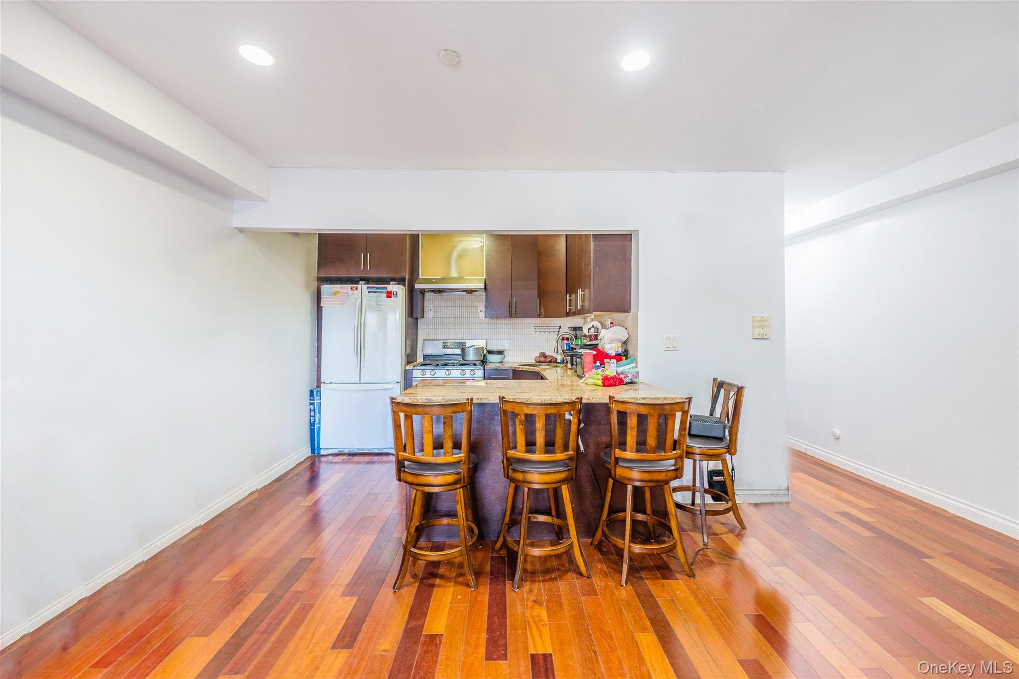 71-19 162 Street 3d Property Photo 7