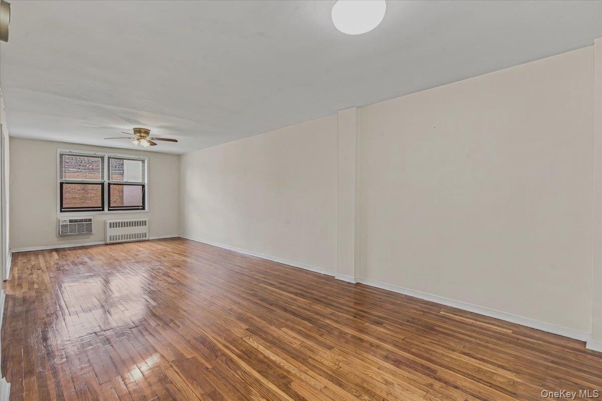 143-30 Roosevelt Avenue 3l Property Photo 3