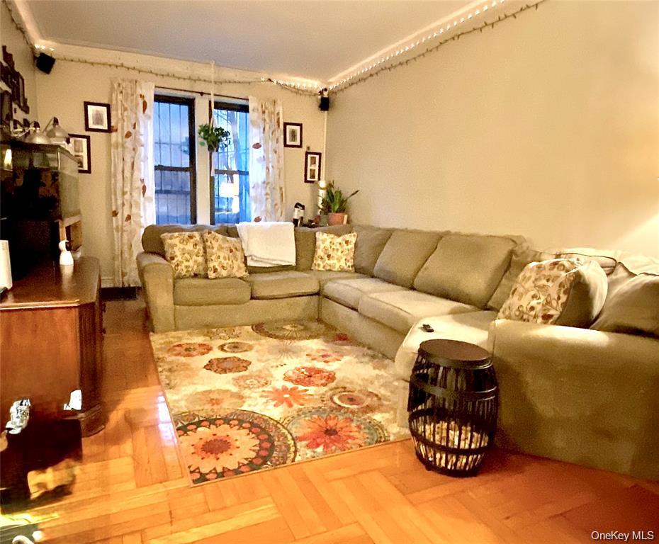 190 E Mosholu Parkway 1j Property Photo 5
