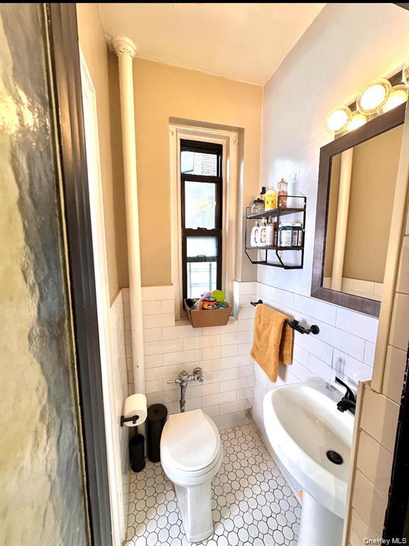 190 E Mosholu Parkway 1j Property Photo 8