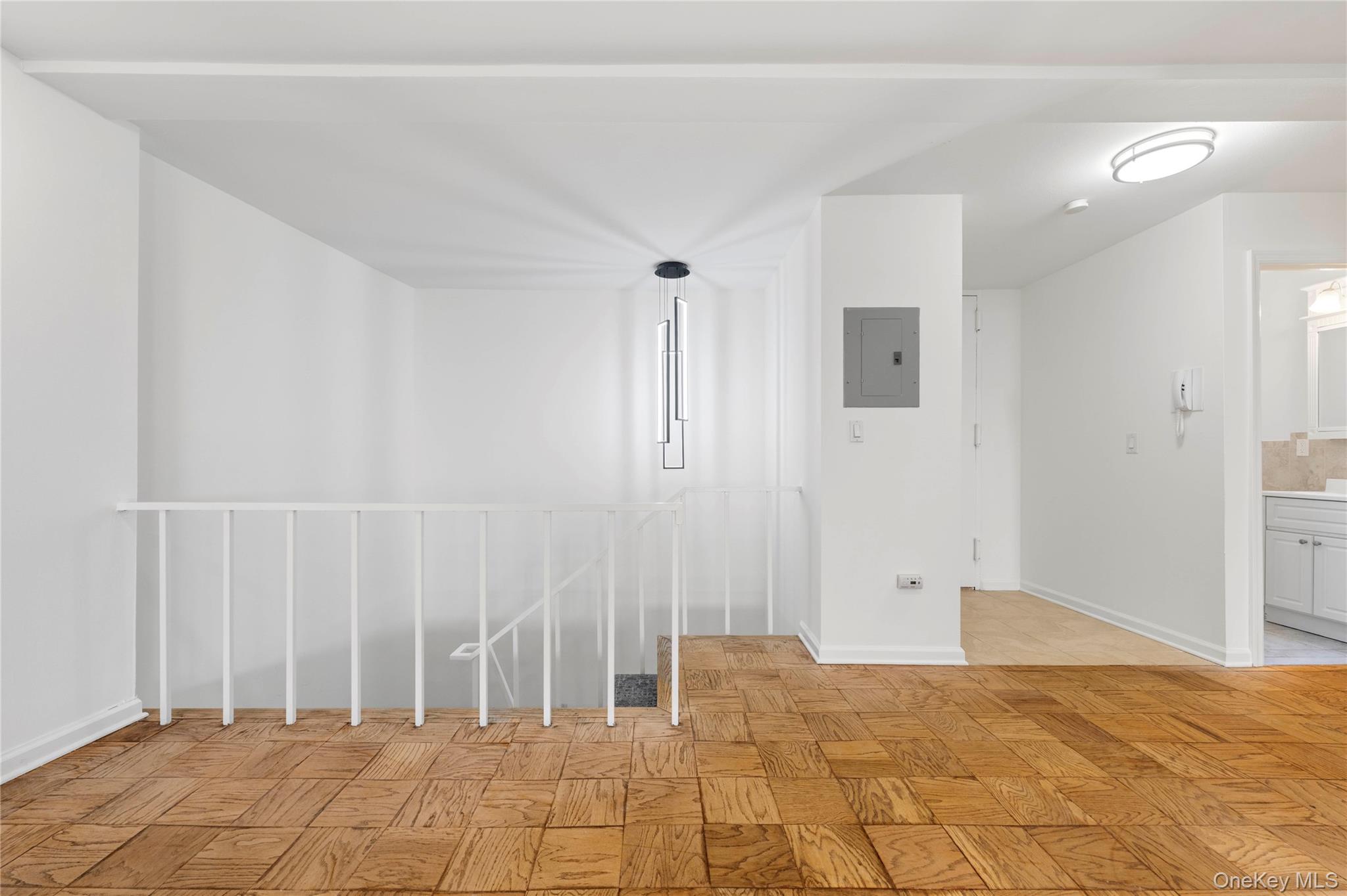 101 Gedney Street Ee Property Photo 9