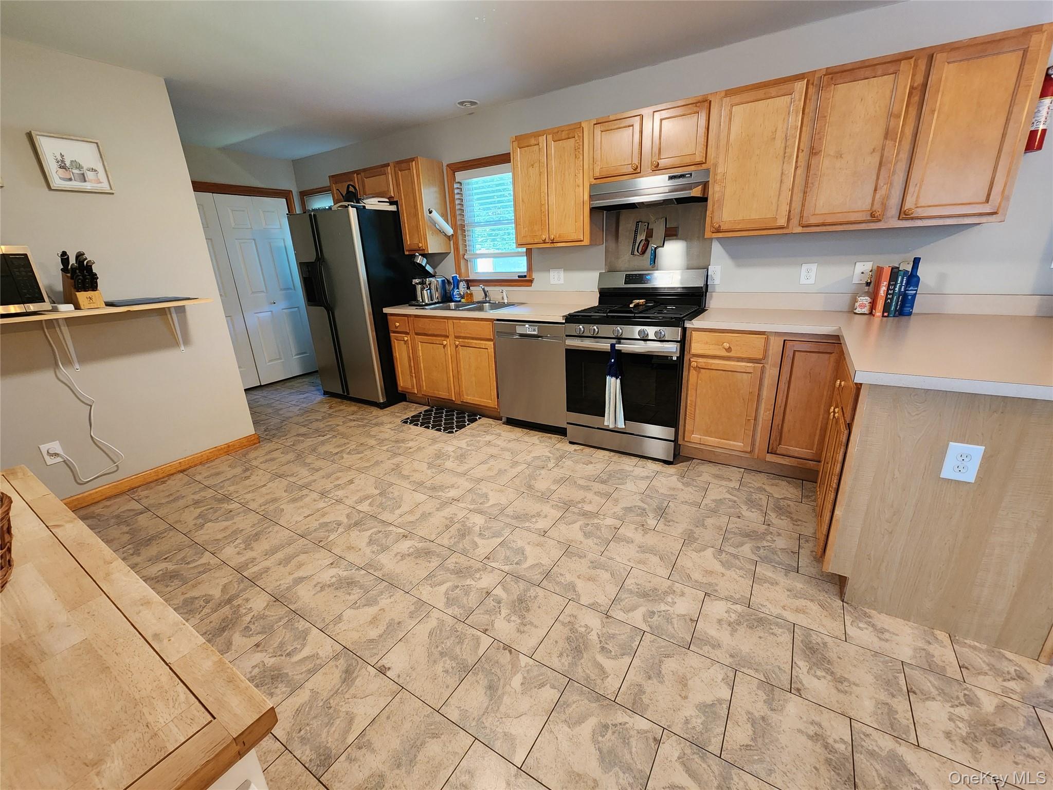 5 John Street Property Photo 3