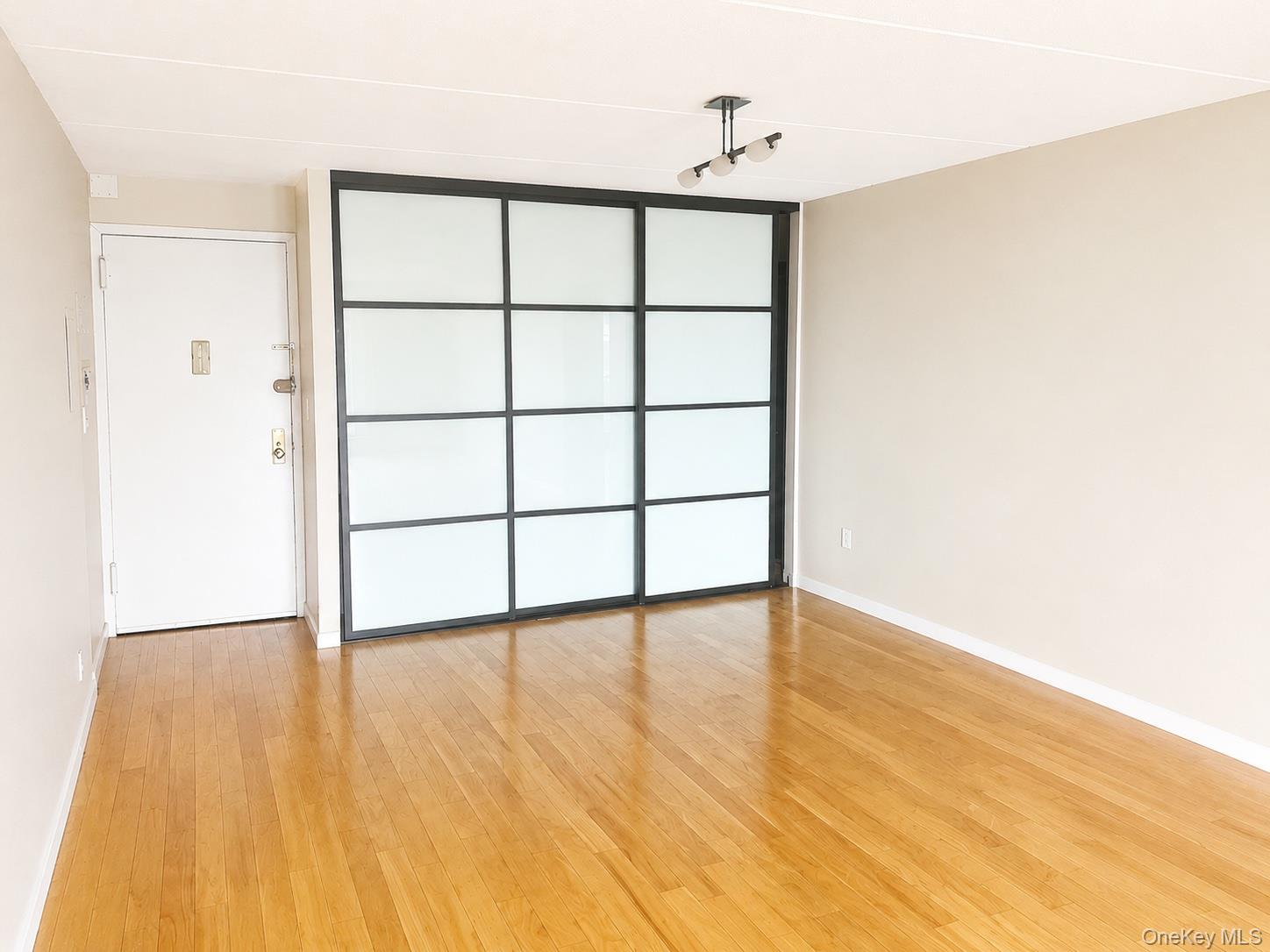 1155 Warburton Avenue 2 P-r Property Photo 14