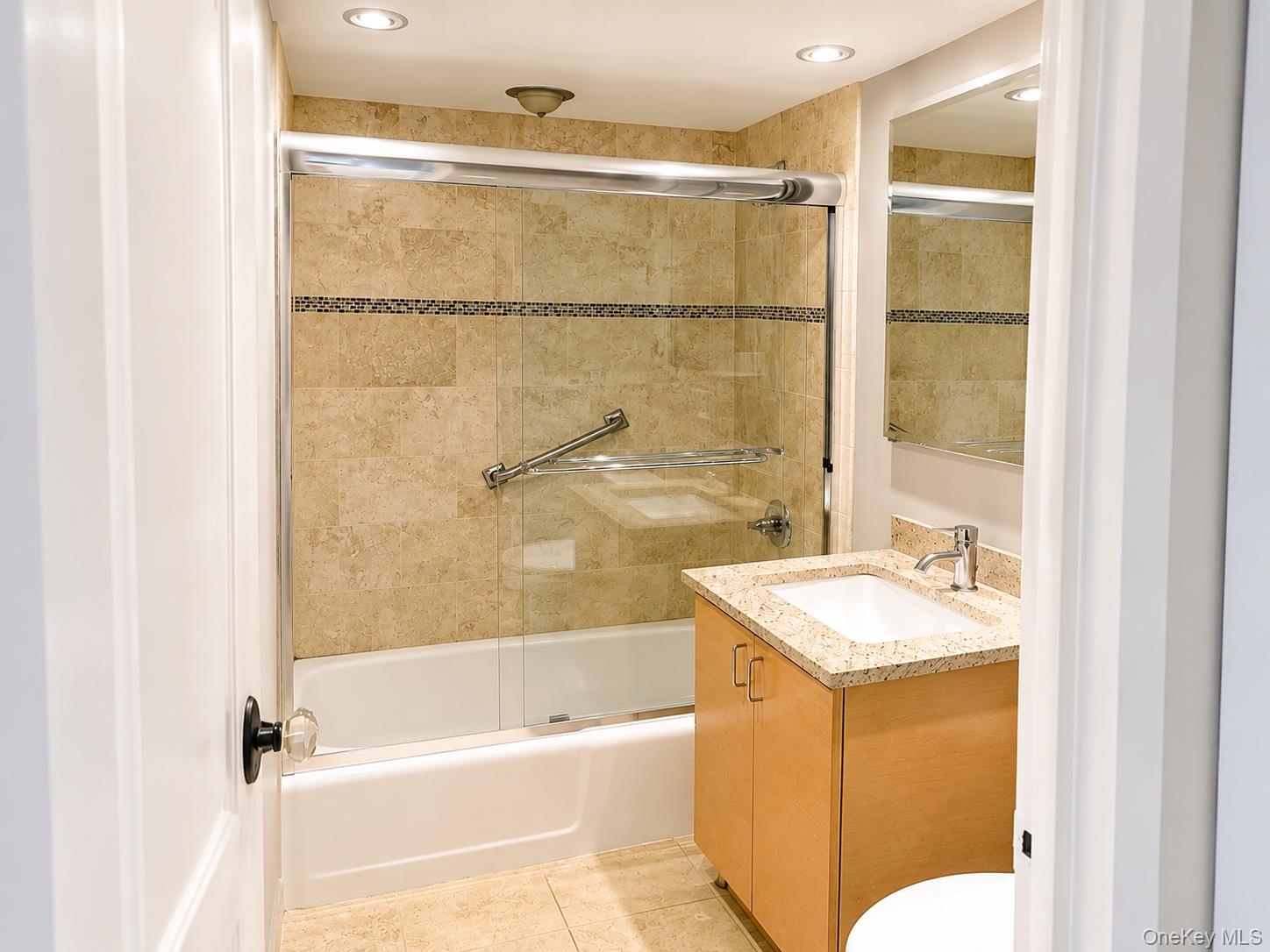 1155 Warburton Avenue 2 P-r Property Photo 17