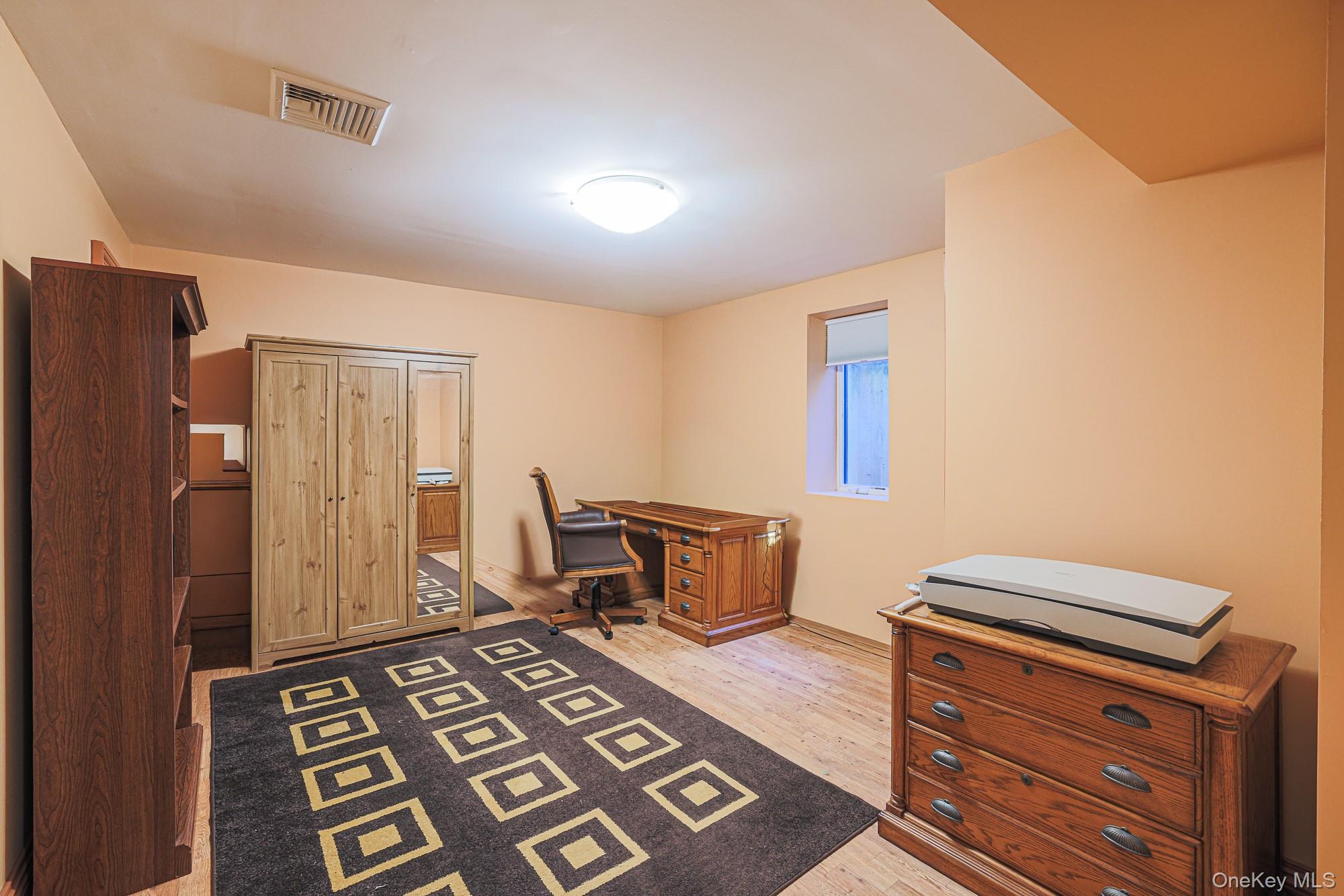 410 Broadway Property Photo 25