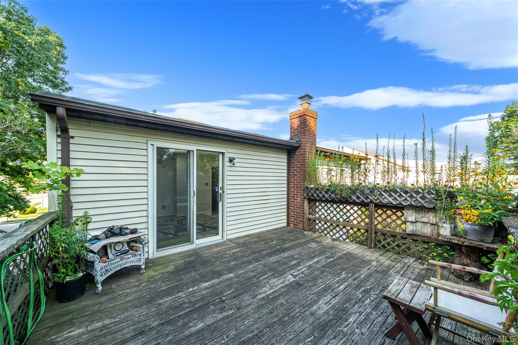 2439 2nd Street Property Photo 10