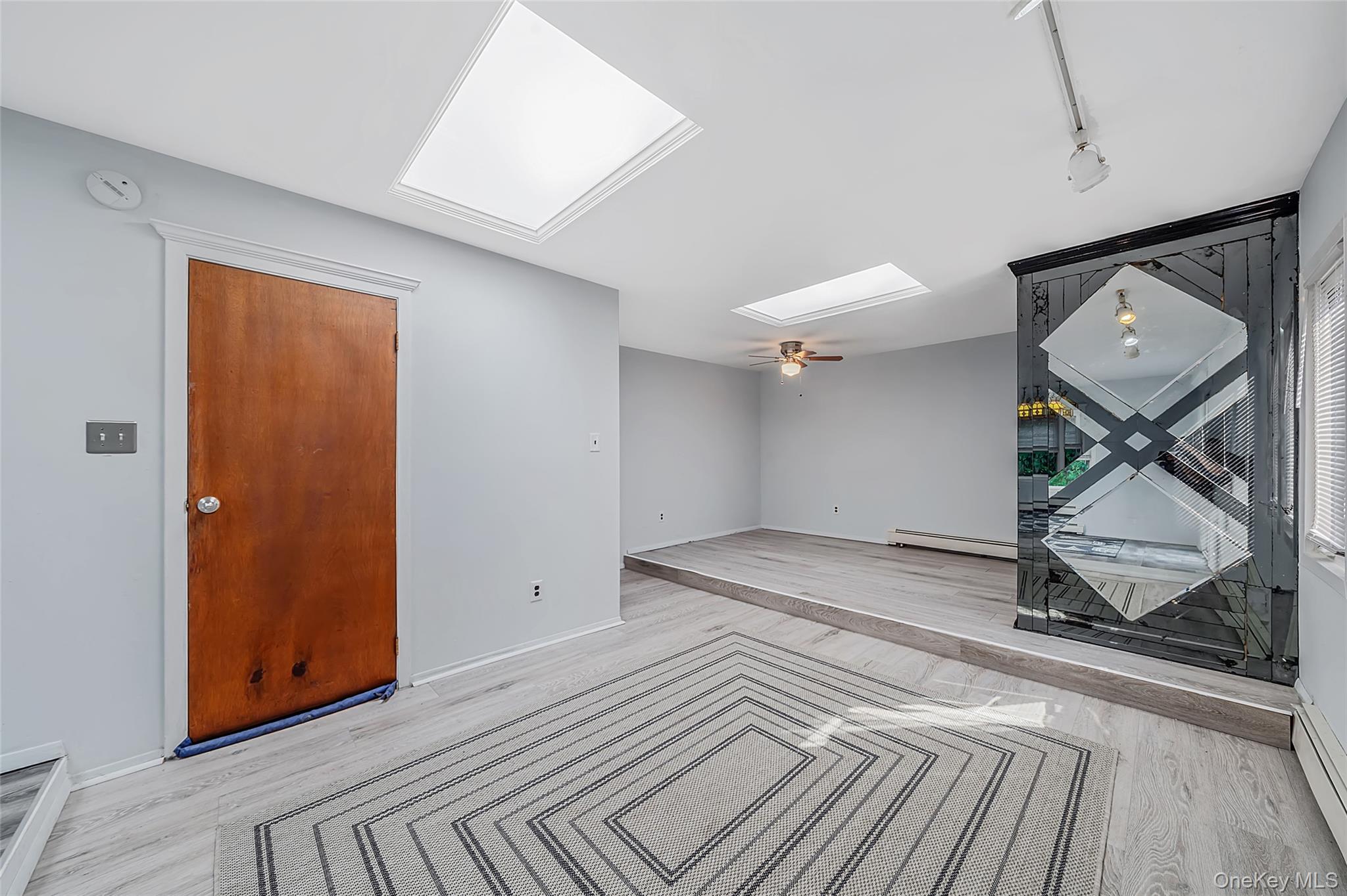 2439 2nd Street Property Photo 20