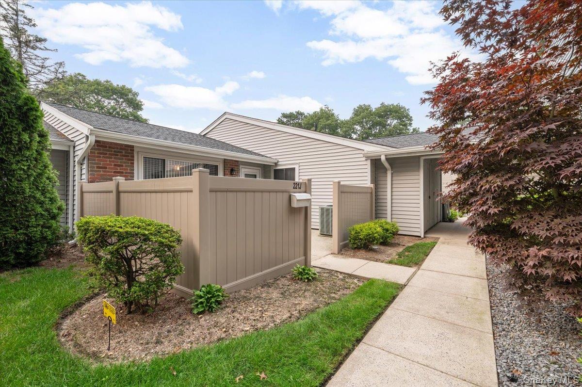 221 Springmeadow Drive J Property Photo 4