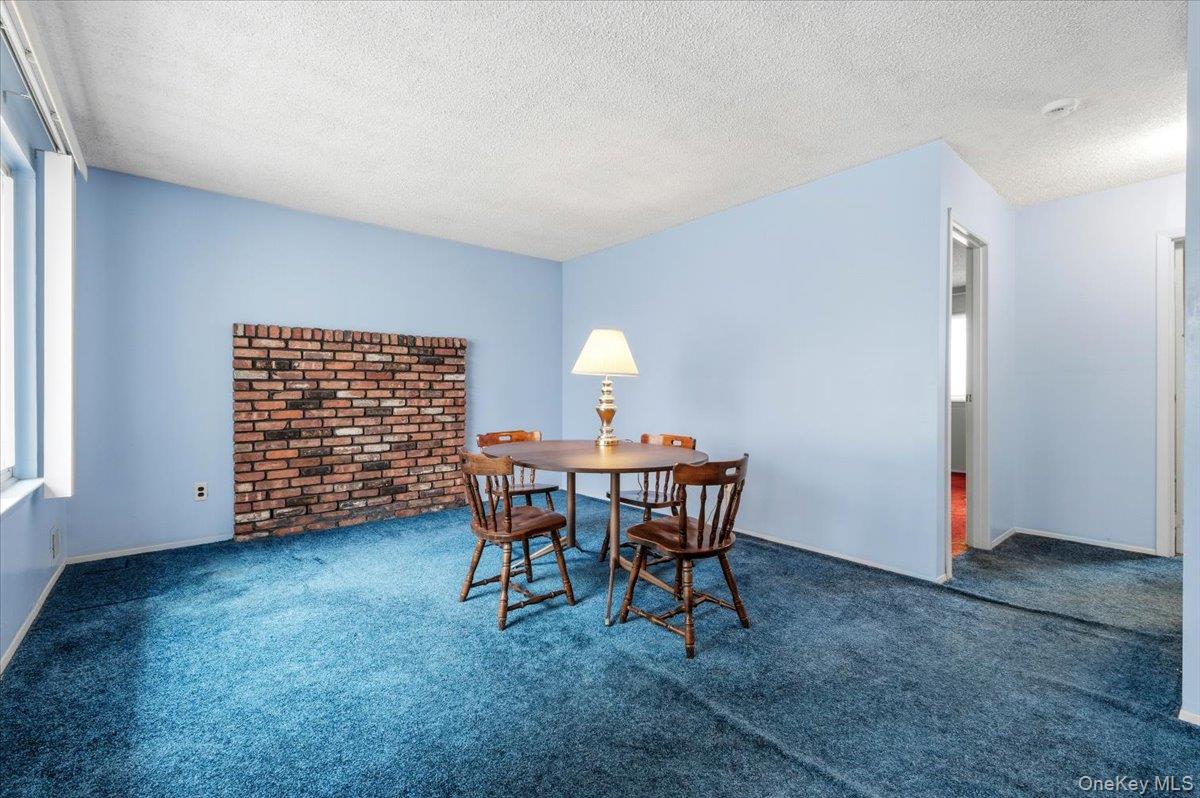 221 Springmeadow Drive J Property Photo 15