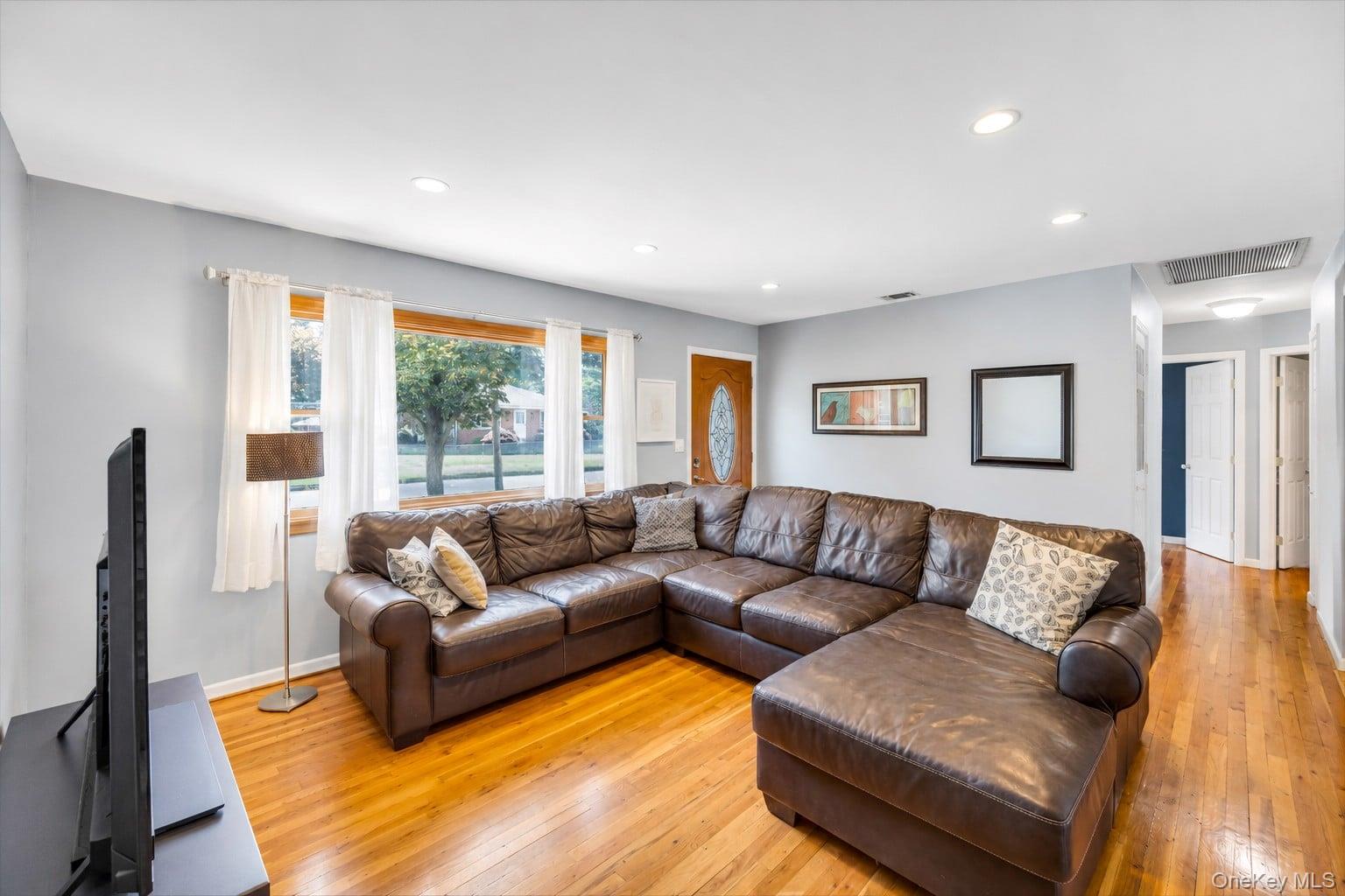 25 Walter Drive Property Photo 11