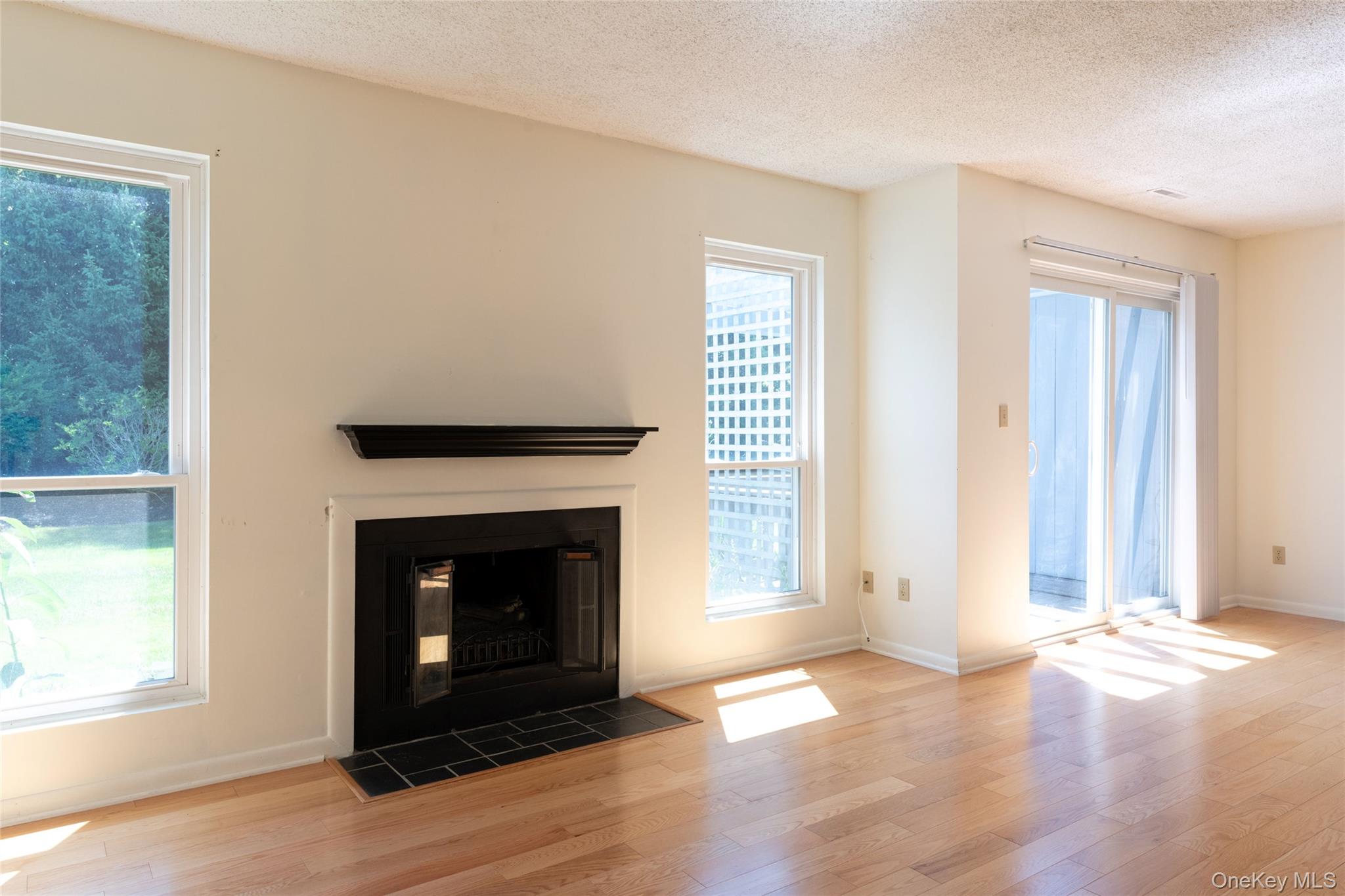 32 North Loop Property Photo 11