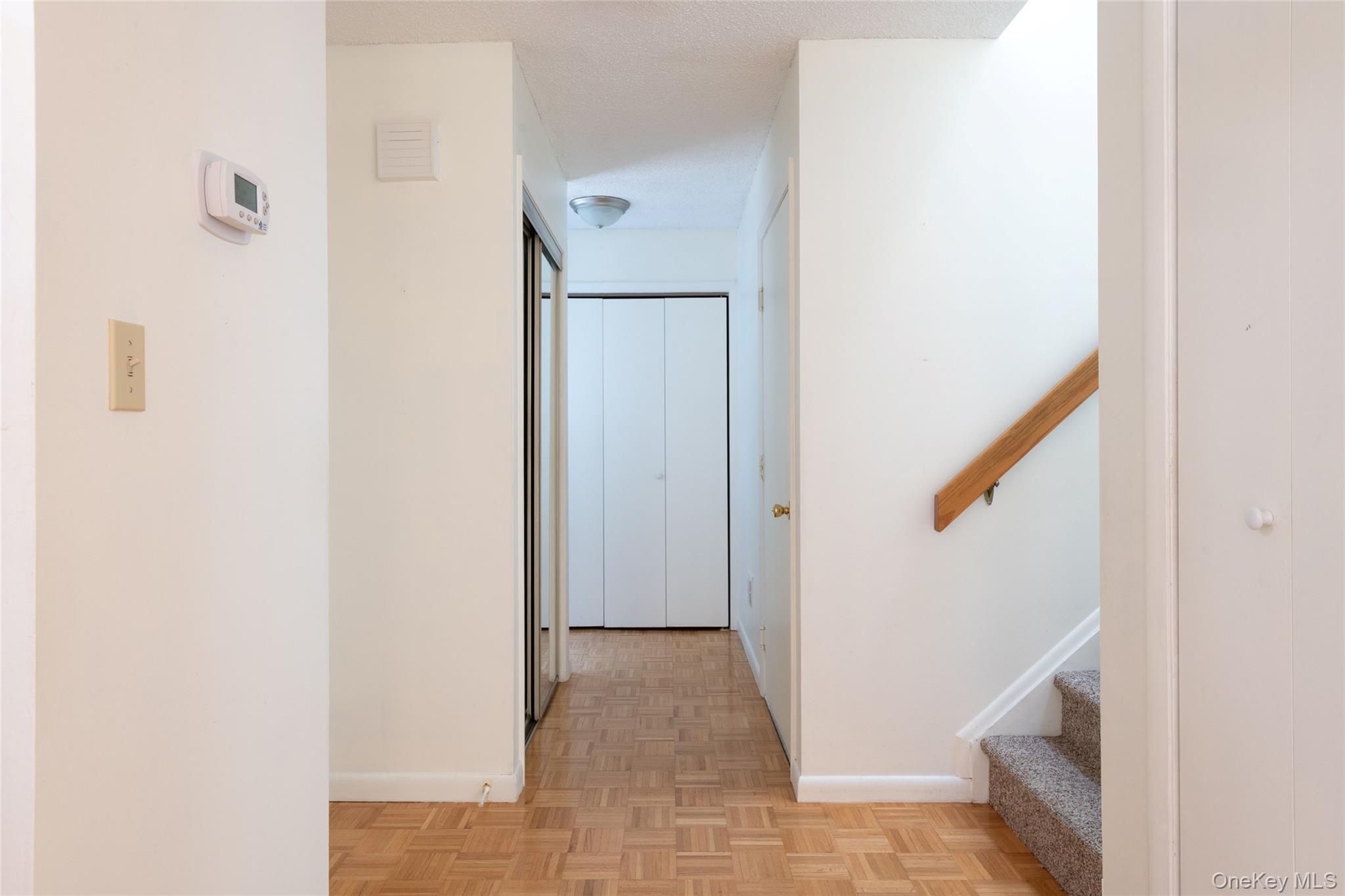 32 North Loop Property Photo 18