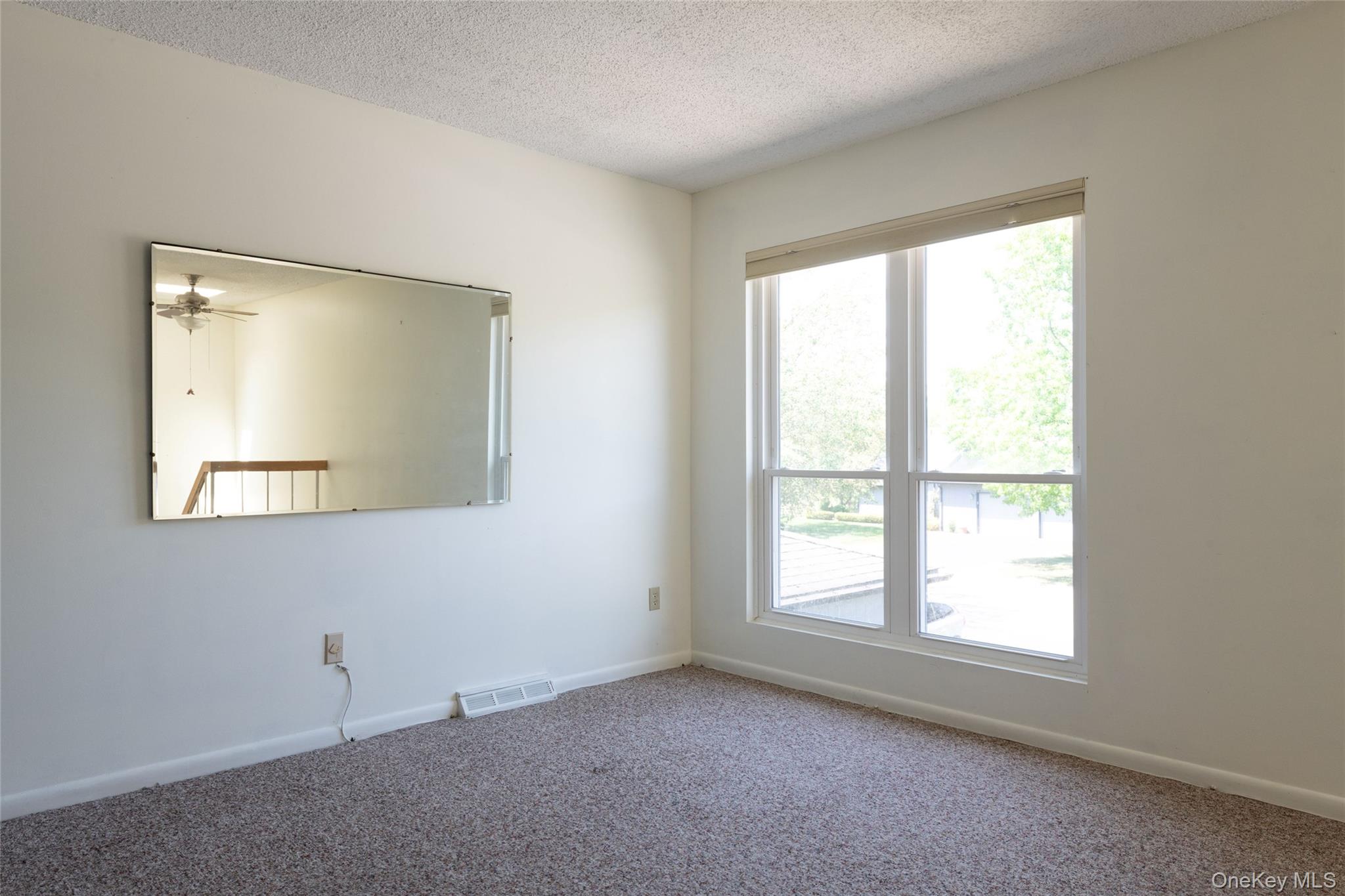 32 North Loop Property Photo 20