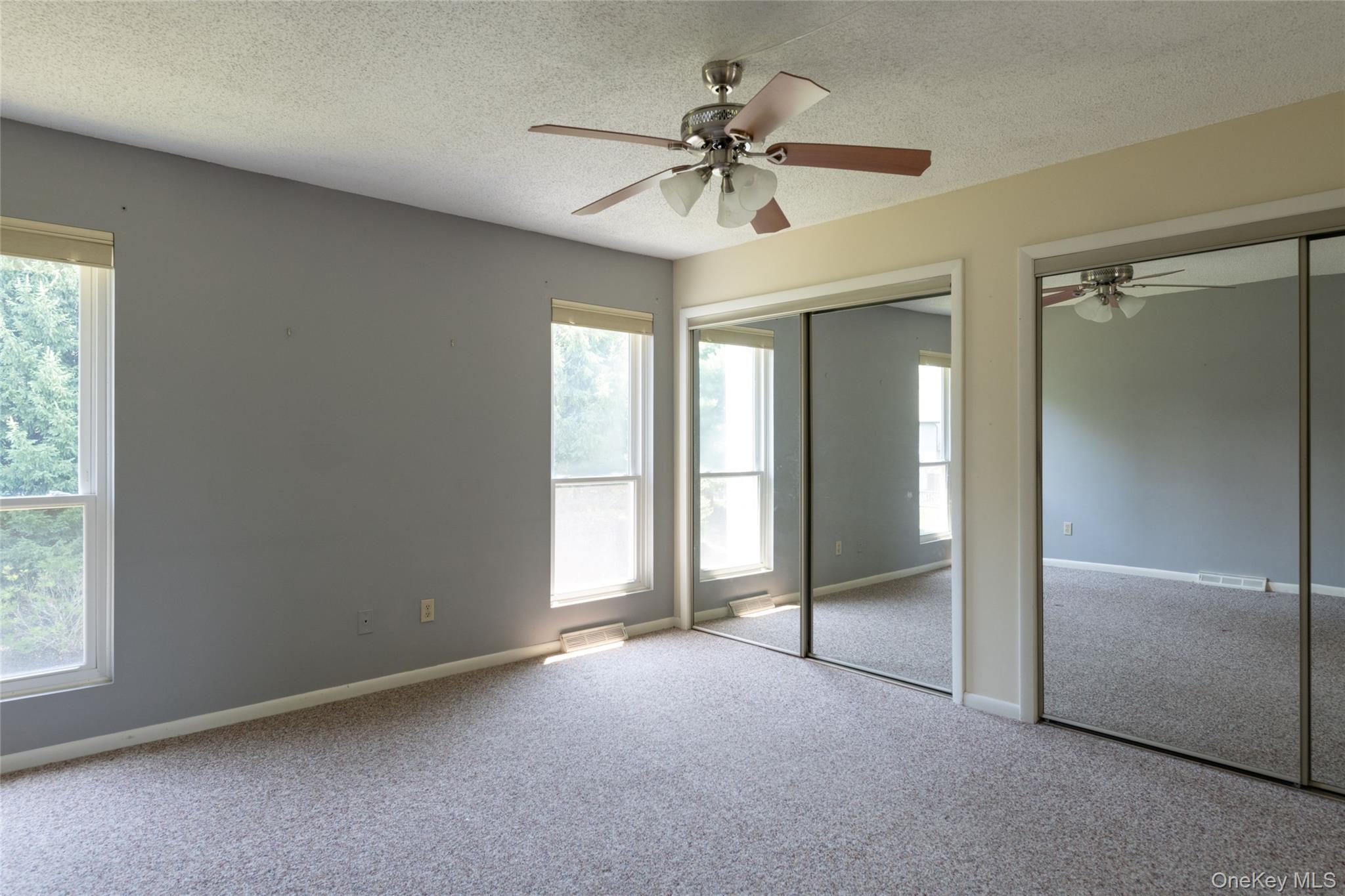 32 North Loop Property Photo 23