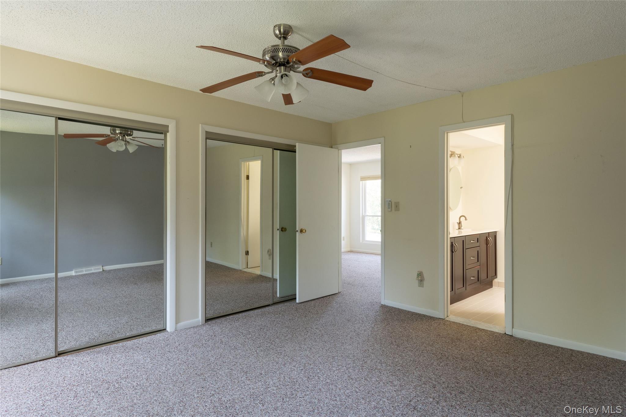 32 North Loop Property Photo 24