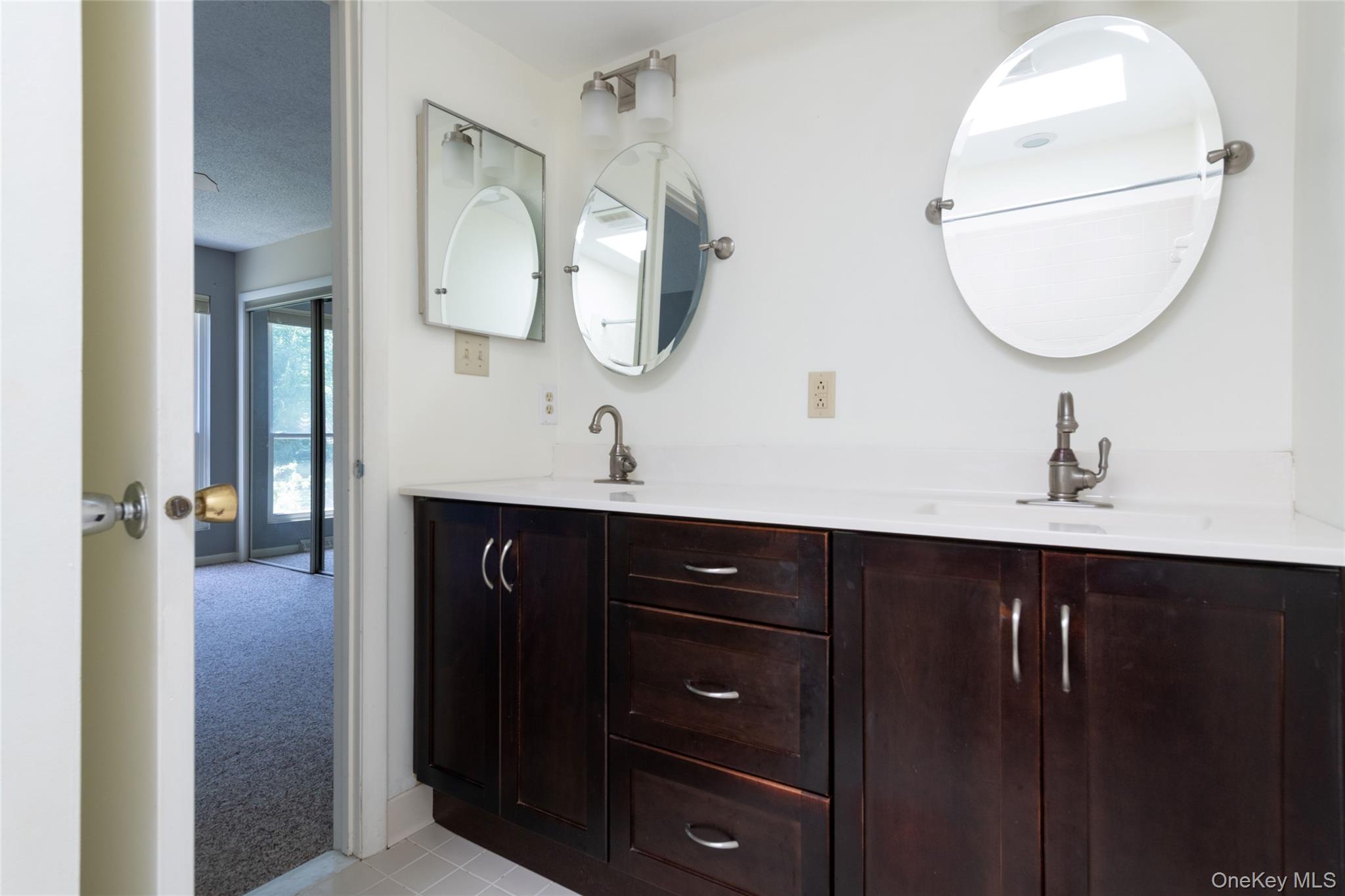 32 North Loop Property Photo 25