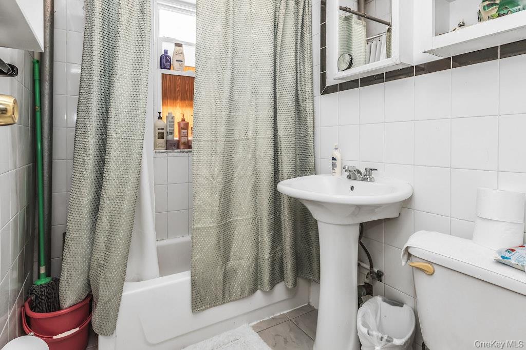 3110 91st Street Property Photo 6