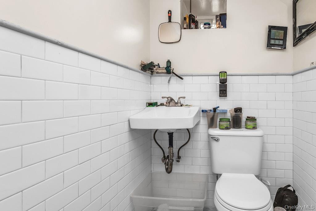3110 91st Street Property Photo 8