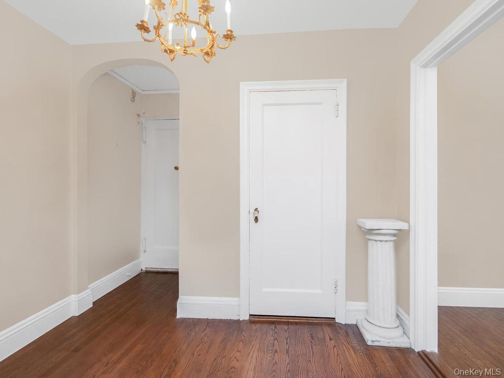 1273 North Avenue 2e, Entry 7 Property Photo 4