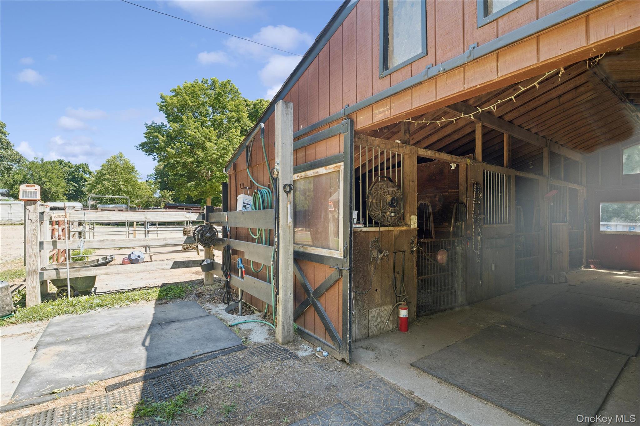 14 Loft Road Property Photo 7
