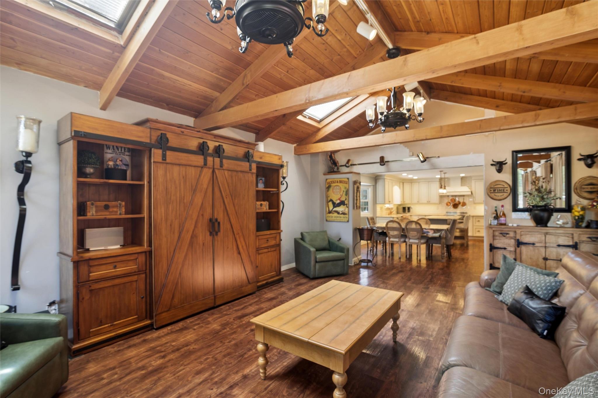 14 Loft Road Property Photo 35
