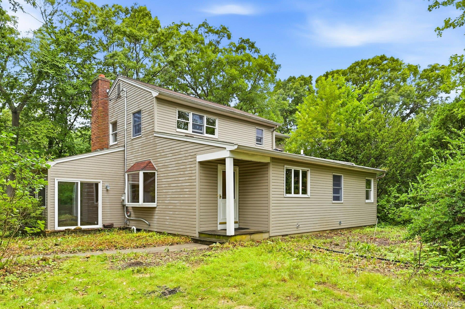 62 Woodhull Place Property Photo 4