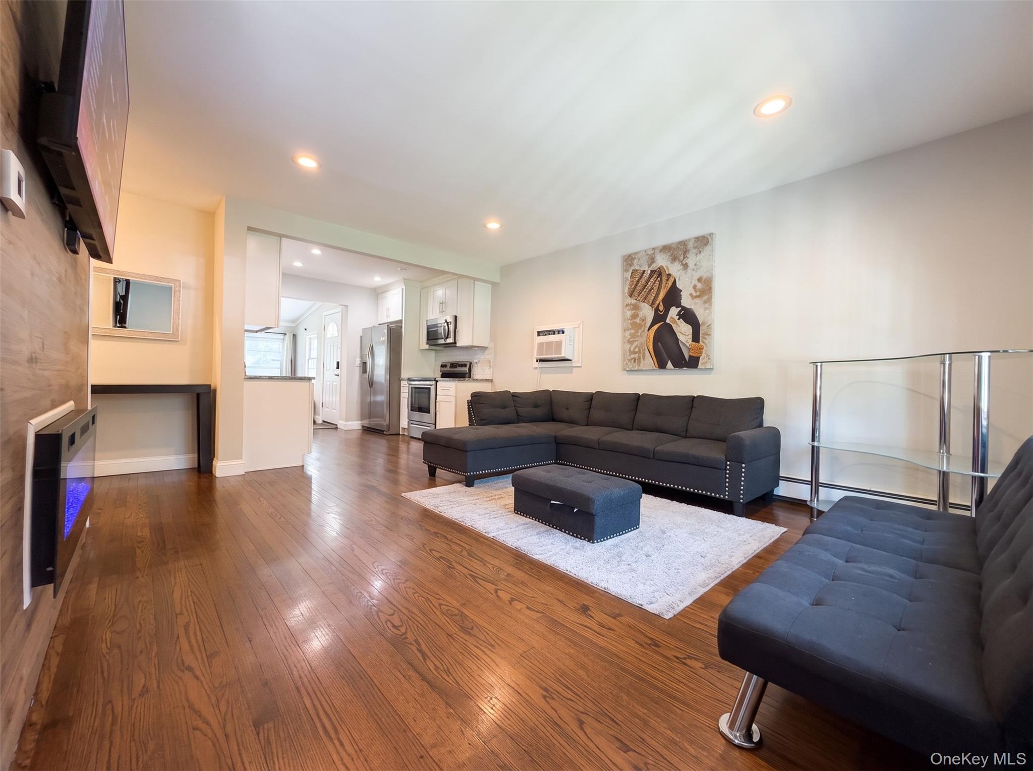 390 Central Islip Boulevard Property Photo 3