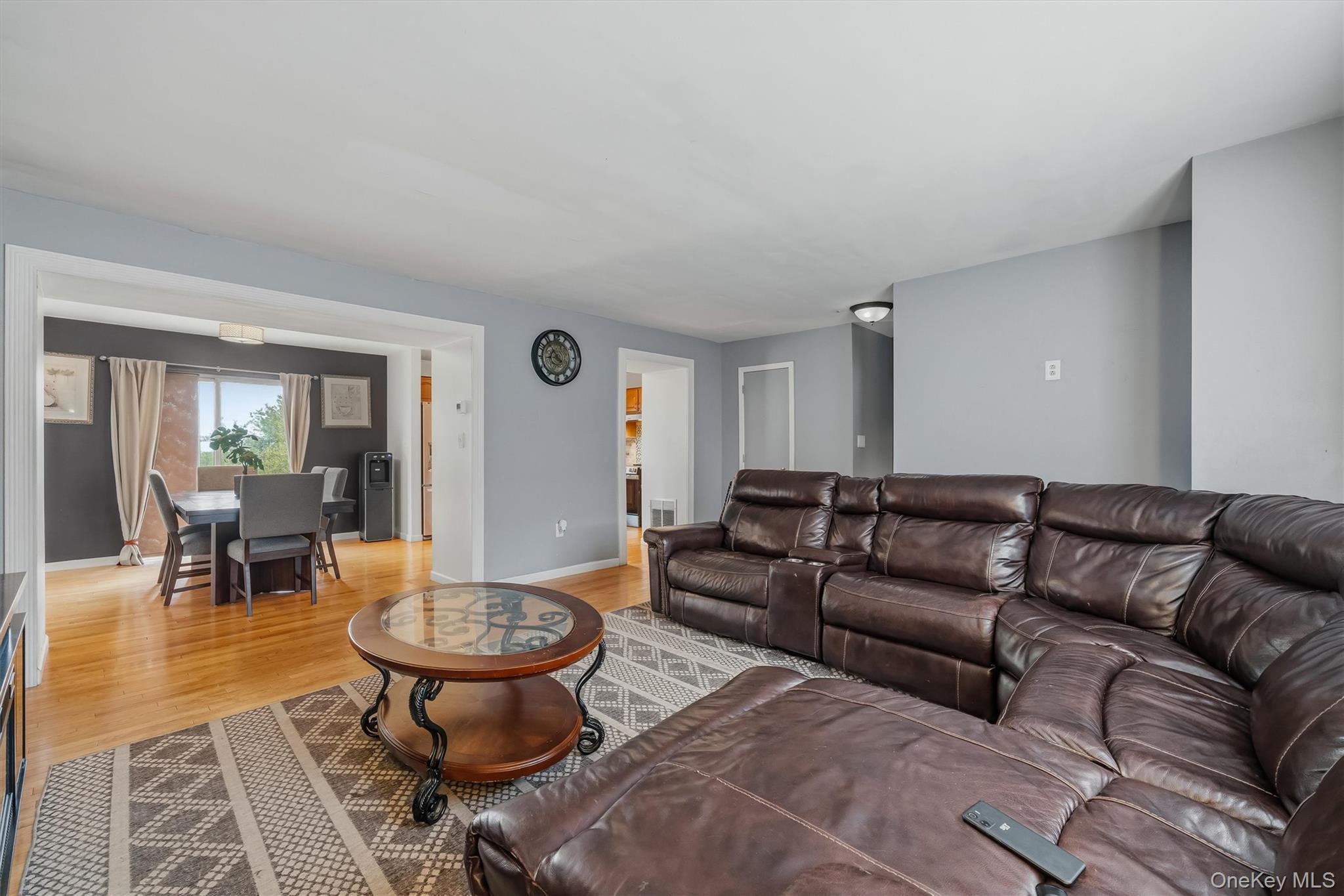 35 Helene Road Property Photo 4