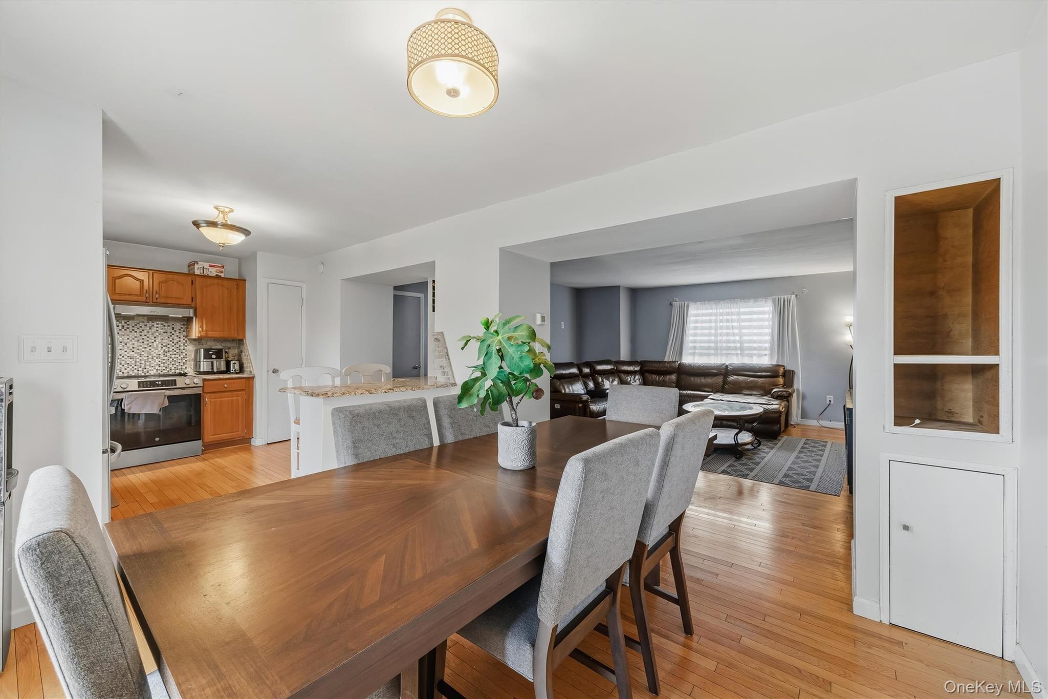 35 Helene Road Property Photo 6