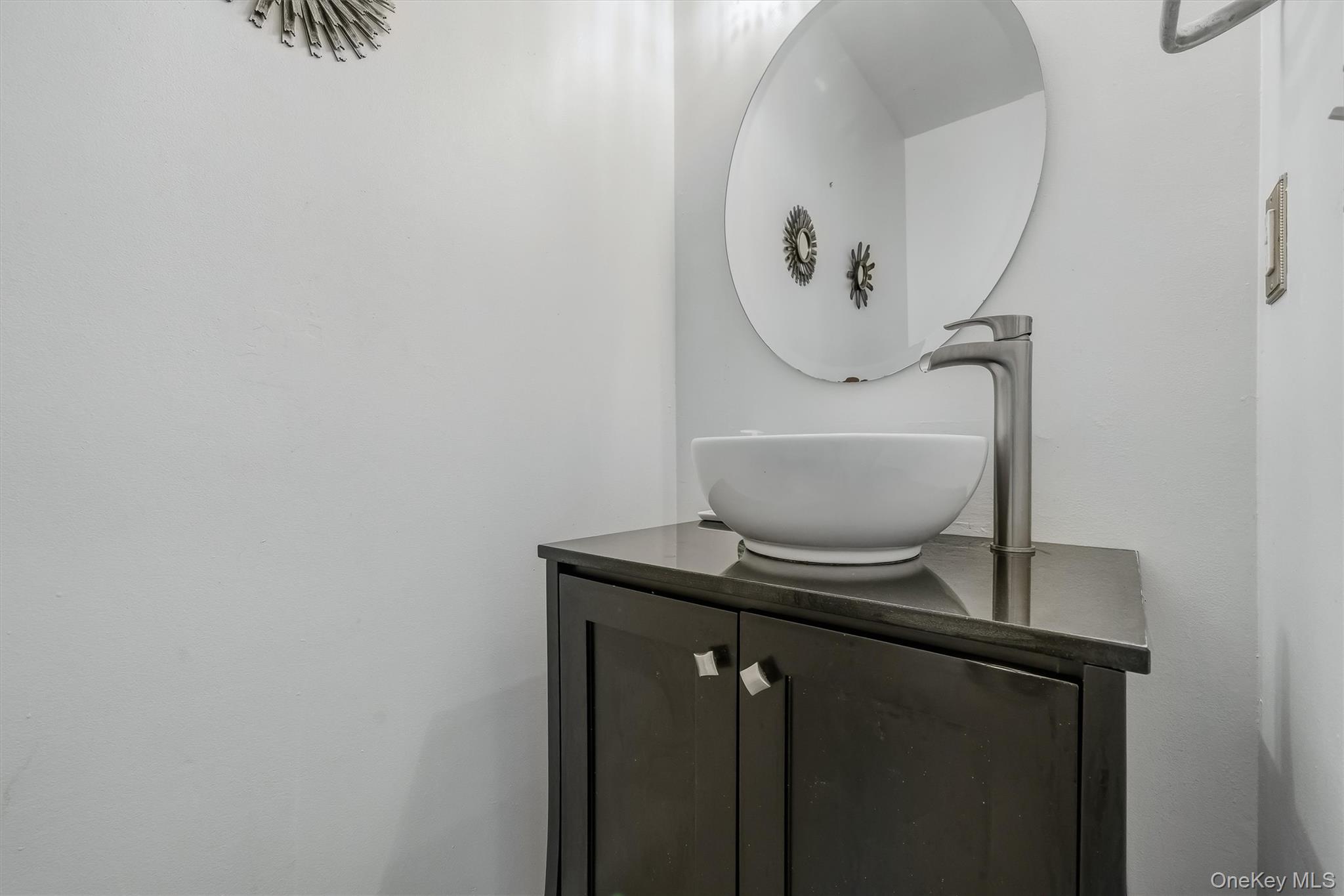35 Helene Road Property Photo 11