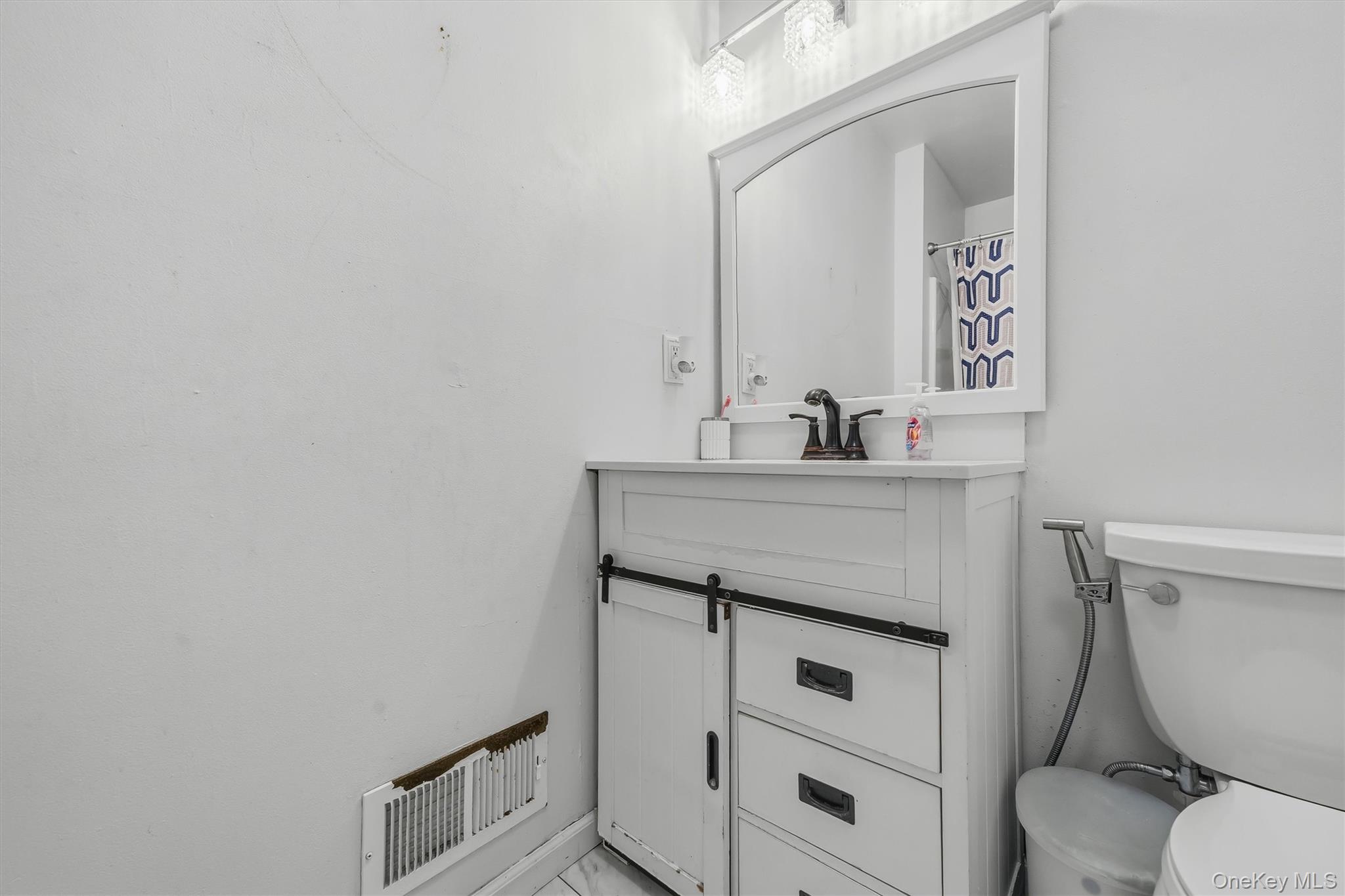 35 Helene Road Property Photo 18